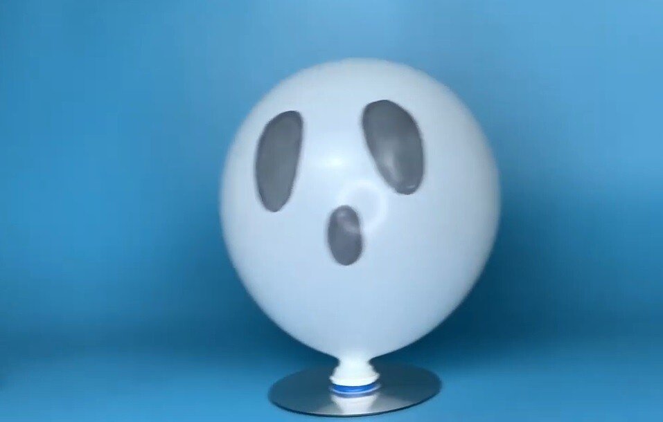 Эксперимент для детей на Хэллоуин Дружелюбное привидение
