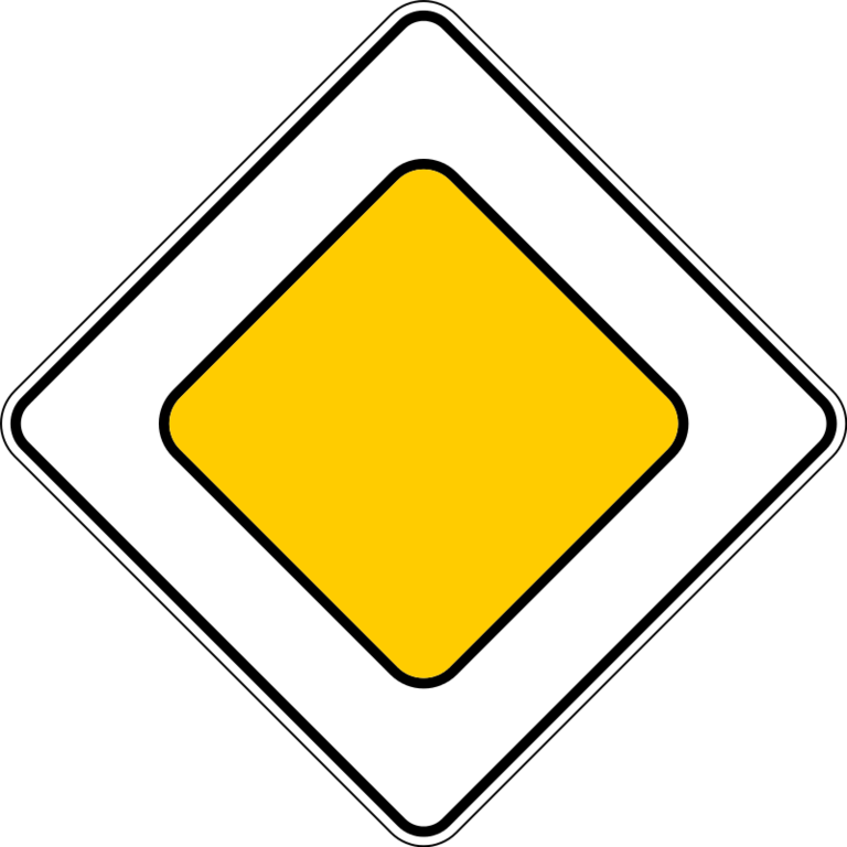 Дорожный знак Главная дорога