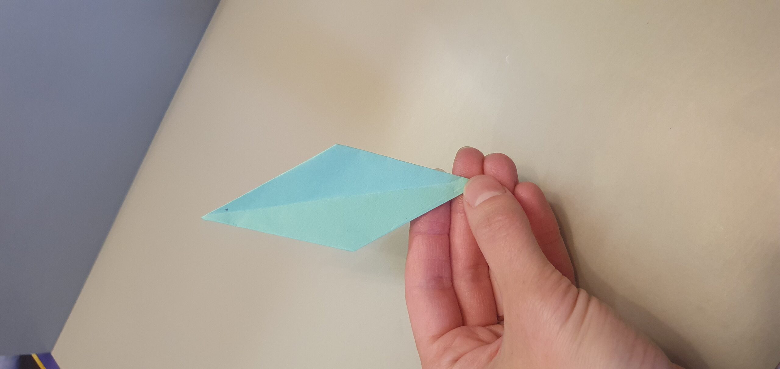 Тюльпан в технике оригами. Шаг 12