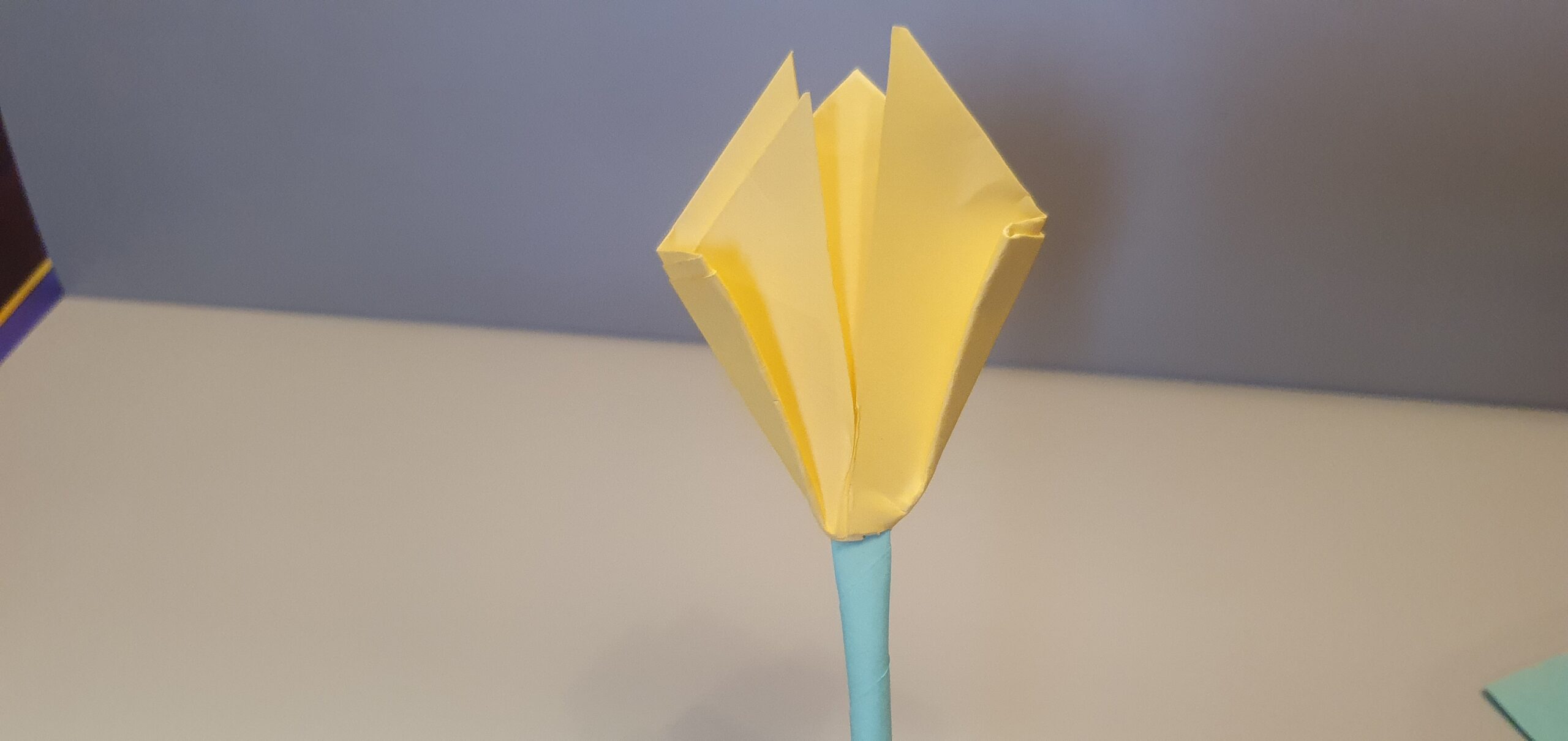 Тюльпан в технике оригами. Шаг 6